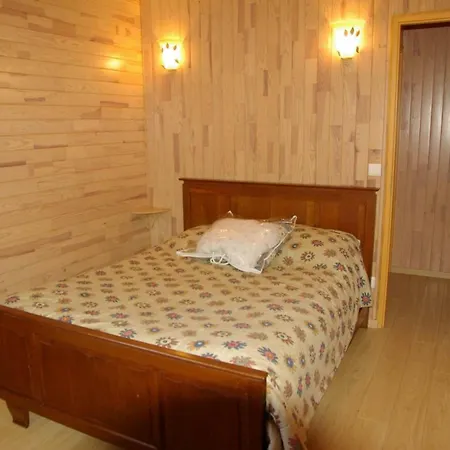 Le Moulin D'eysus, Chalet Du Bief Hébergement de vacances *